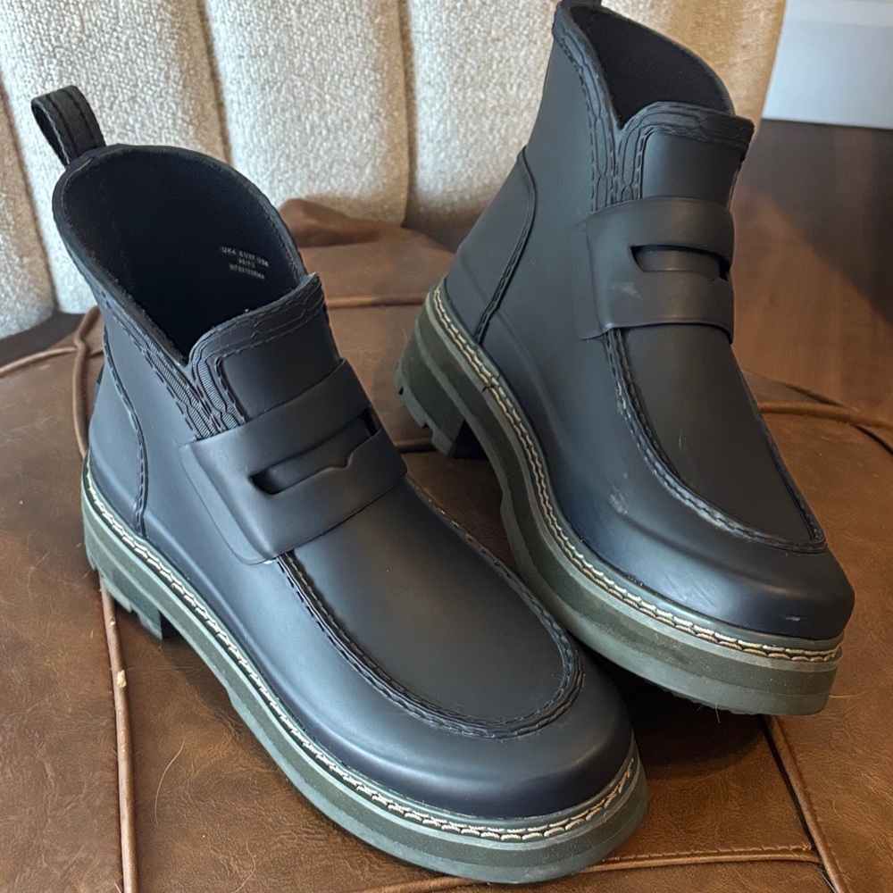 Hunter Women’s Black Waterproof Ankle Boots